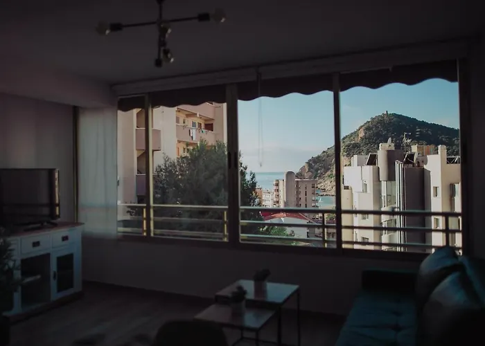 Bonito apartamento con piscina.